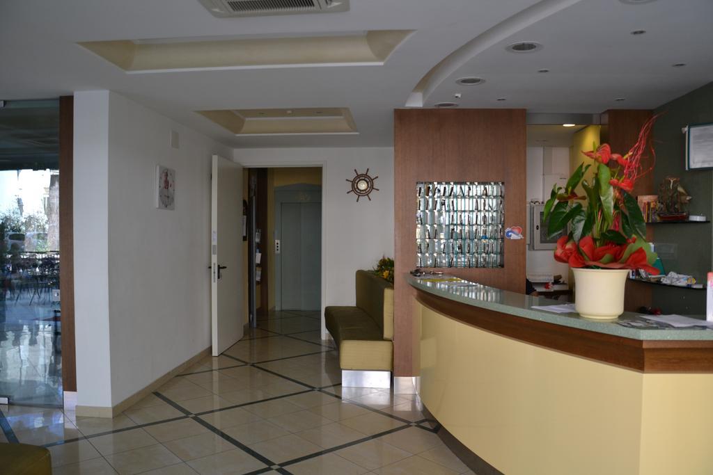 Hotel Ariston Misano Adriatico Exteriér fotografie